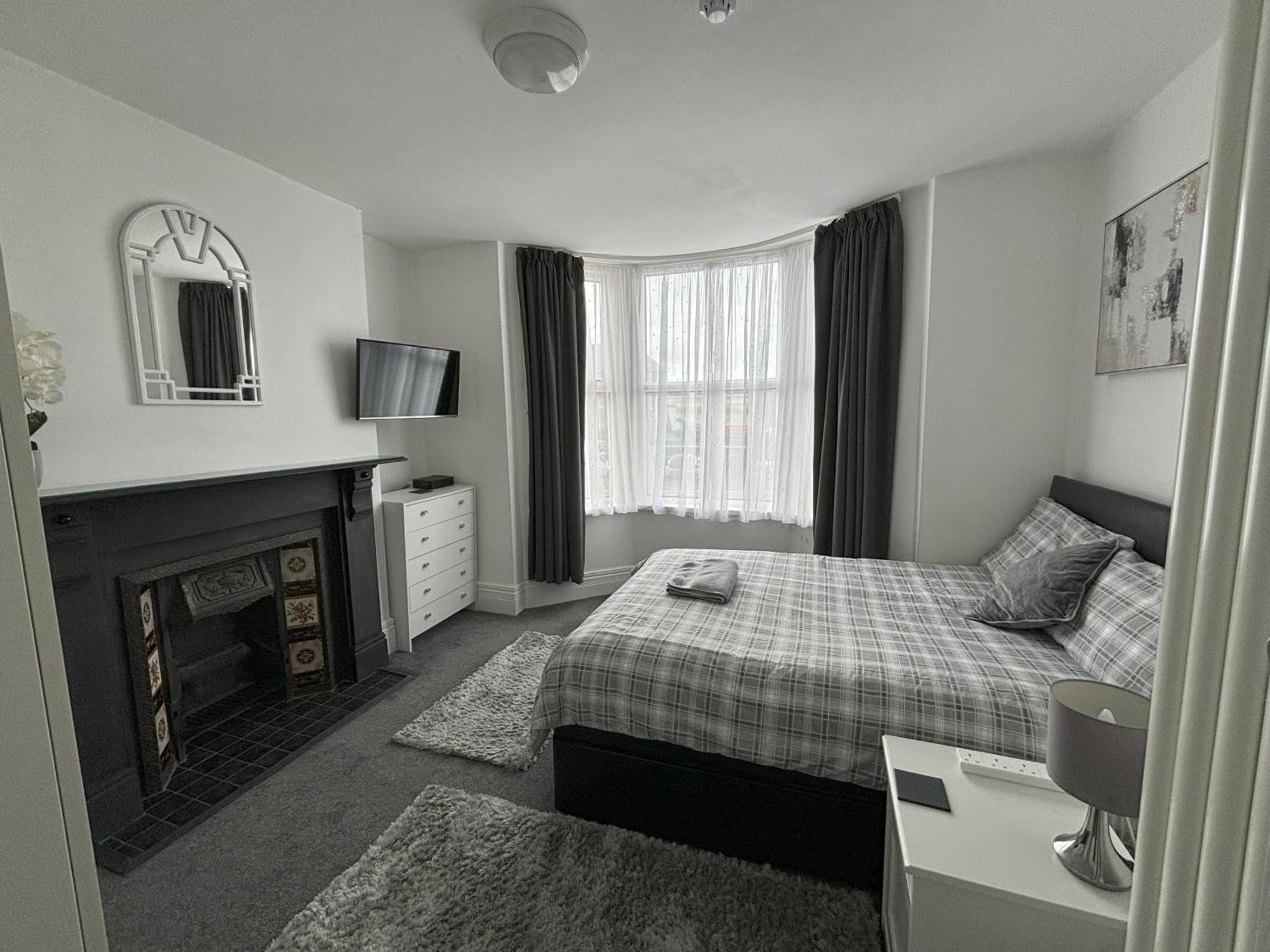 Copperfield Apartment Кардиф Екстериор снимка
